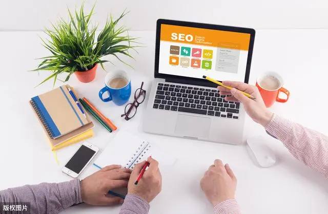 姜涛减肥成功晒露背照